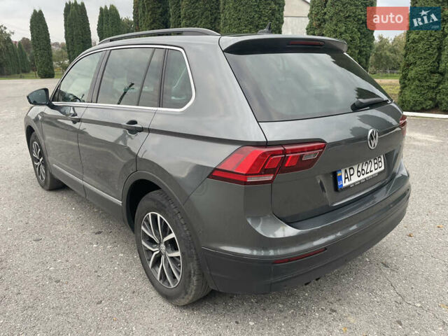 Серый Фольксваген Тигуан, объемом двигателя 1.97 л и пробегом 195 тыс. км за 28000 $, фото 4 на Automoto.ua