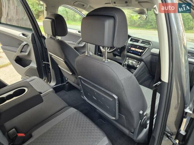 Серый Фольксваген Тигуан, объемом двигателя 1.98 л и пробегом 118 тыс. км за 20999 $, фото 61 на Automoto.ua