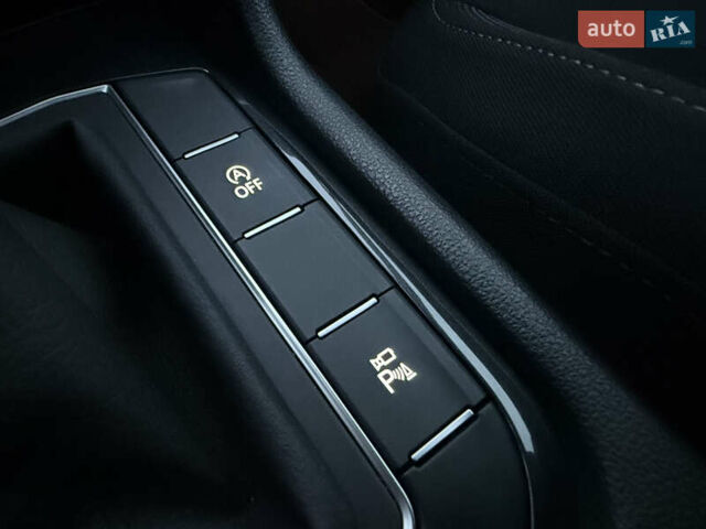 Серый Фольксваген Тигуан, объемом двигателя 2 л и пробегом 143 тыс. км за 29500 $, фото 59 на Automoto.ua