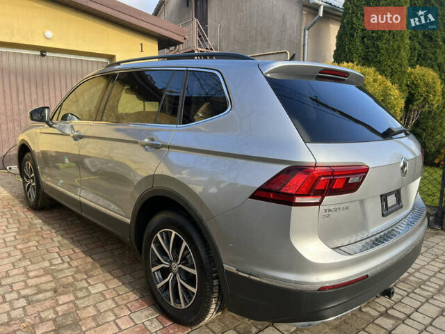 Серый Фольксваген Тигуан, объемом двигателя 1.98 л и пробегом 110 тыс. км за 17500 $, фото 4 на Automoto.ua