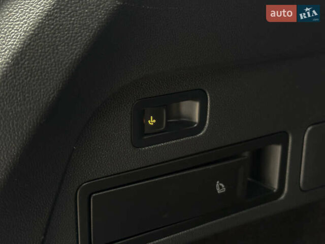 Сірий Фольксваген Тігуан, об'ємом двигуна 1.98 л та пробігом 230 тис. км за 27700 $, фото 120 на Automoto.ua