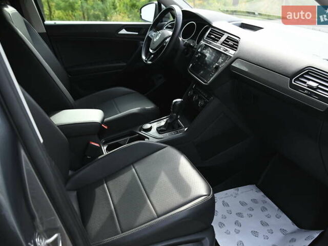 Серый Фольксваген Тигуан, объемом двигателя 1.98 л и пробегом 63 тыс. км за 19250 $, фото 34 на Automoto.ua