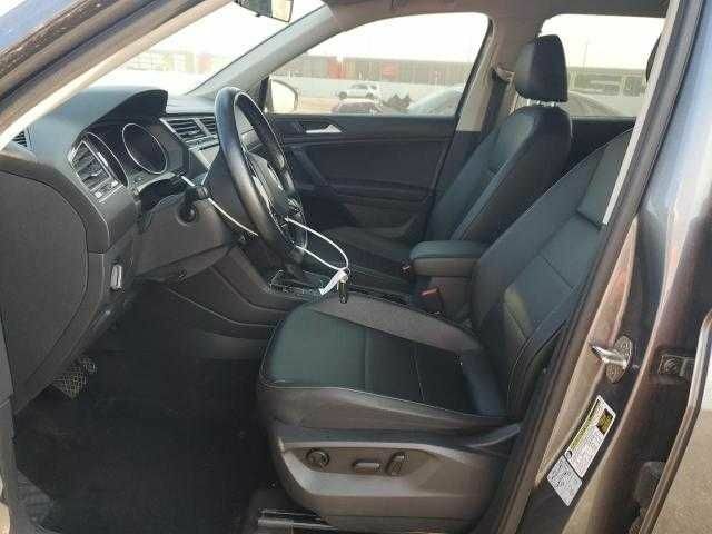 Серый Фольксваген Тигуан, объемом двигателя 2 л и пробегом 49 тыс. км за 4500 $, фото 6 на Automoto.ua