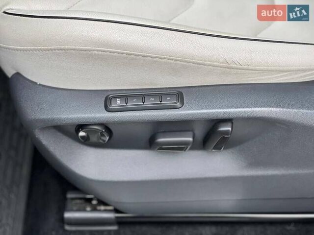 Сірий Фольксваген Тігуан, об'ємом двигуна 2 л та пробігом 40 тис. км за 28200 $, фото 15 на Automoto.ua