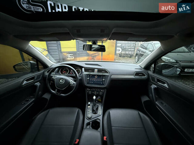 Сірий Фольксваген Тігуан, об'ємом двигуна 2 л та пробігом 62 тис. км за 21500 $, фото 35 на Automoto.ua