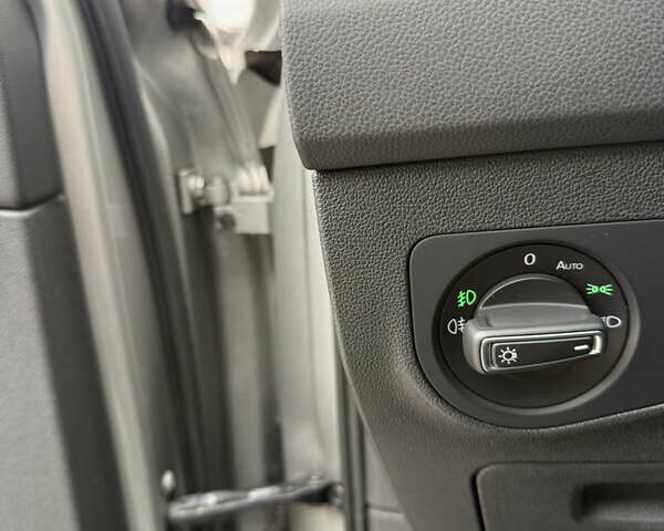 Серый Фольксваген Тигуан, объемом двигателя 2 л и пробегом 87 тыс. км за 23900 $, фото 61 на Automoto.ua