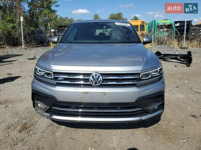 Серый Фольксваген Тигуан, объемом двигателя 2 л и пробегом 70 тыс. км за 9100 $, фото 1 на Automoto.ua