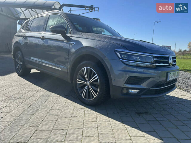 Серый Фольксваген Тигуан, объемом двигателя 2 л и пробегом 212 тыс. км за 26500 $, фото 4 на Automoto.ua