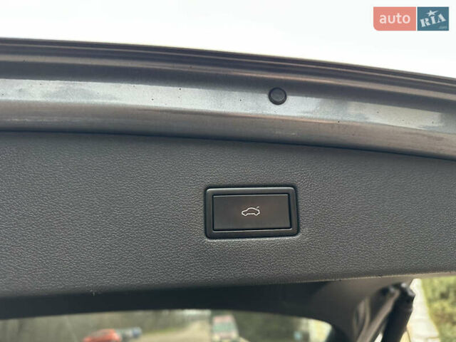 Серый Фольксваген Тигуан, объемом двигателя 1.97 л и пробегом 230 тыс. км за 27100 $, фото 28 на Automoto.ua