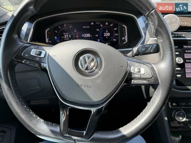 Серый Фольксваген Тигуан, объемом двигателя 1.98 л и пробегом 83 тыс. км за 25800 $, фото 17 на Automoto.ua