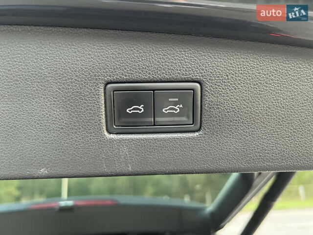 Сірий Фольксваген Тігуан, об'ємом двигуна 1.98 л та пробігом 123 тис. км за 29700 $, фото 26 на Automoto.ua