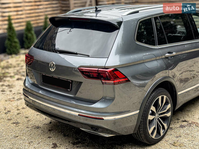 Сірий Фольксваген Тігуан, об'ємом двигуна 1.98 л та пробігом 230 тис. км за 27700 $, фото 41 на Automoto.ua