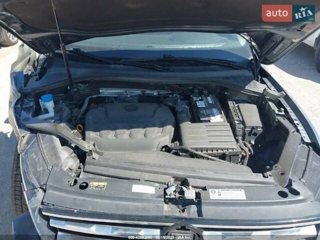 Сірий Фольксваген Тігуан, об'ємом двигуна 2 л та пробігом 74 тис. км за 11390 $, фото 13 на Automoto.ua