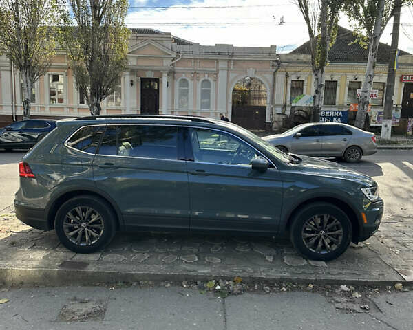 Сірий Фольксваген Тігуан, об'ємом двигуна 1.98 л та пробігом 80 тис. км за 22500 $, фото 14 на Automoto.ua