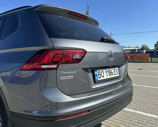 Сірий Фольксваген Тігуан, об'ємом двигуна 1.98 л та пробігом 109 тис. км за 19500 $, фото 12 на Automoto.ua