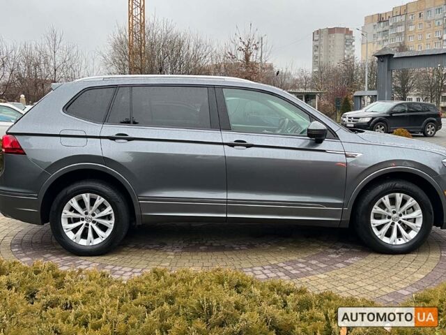 Сірий Фольксваген Тігуан, об'ємом двигуна 2 л та пробігом 53 тис. км за 20500 $, фото 7 на Automoto.ua
