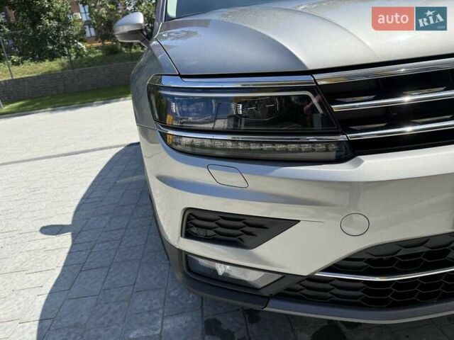 Серый Фольксваген Тигуан, объемом двигателя 1.98 л и пробегом 83 тыс. км за 25800 $, фото 6 на Automoto.ua