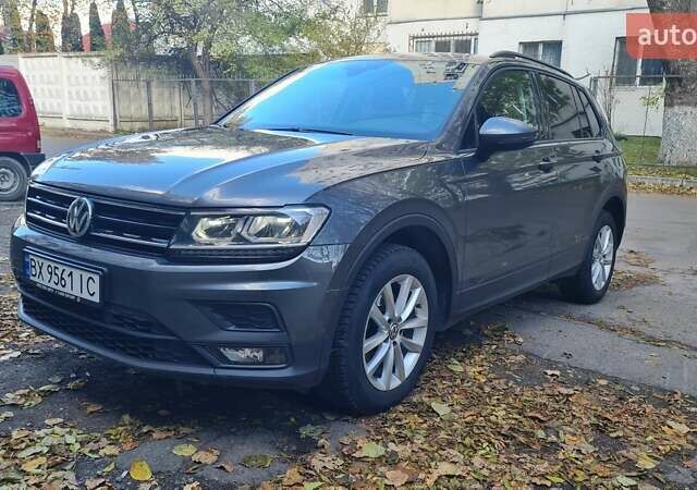 Серый Фольксваген Тигуан, объемом двигателя 1.98 л и пробегом 90 тыс. км за 25800 $, фото 1 на Automoto.ua