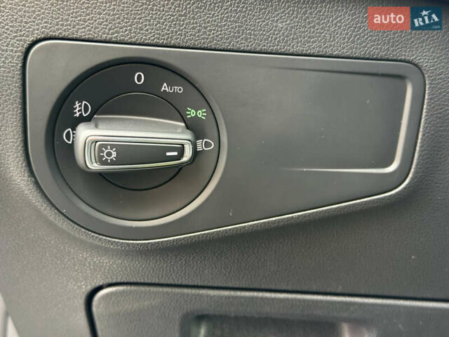 Серый Фольксваген Тигуан, объемом двигателя 2 л и пробегом 241 тыс. км за 26999 $, фото 77 на Automoto.ua