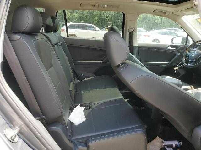 Серый Фольксваген Тигуан, объемом двигателя 2 л и пробегом 104 тыс. км за 4200 $, фото 10 на Automoto.ua