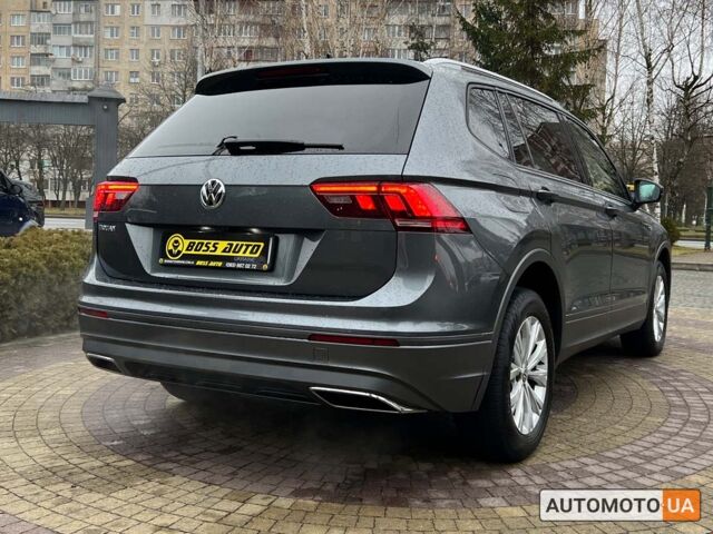Сірий Фольксваген Тігуан, об'ємом двигуна 2 л та пробігом 53 тис. км за 20500 $, фото 6 на Automoto.ua