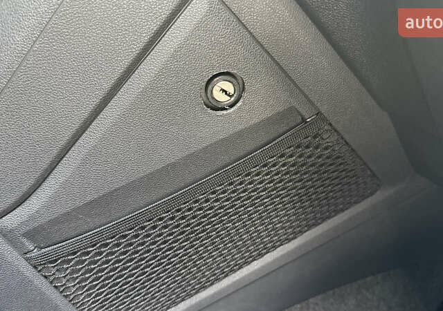 Серый Фольксваген Тигуан, объемом двигателя 1.98 л и пробегом 76 тыс. км за 32000 $, фото 32 на Automoto.ua