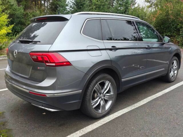 Сірий Фольксваген Тігуан, об'ємом двигуна 2 л та пробігом 33 тис. км за 15100 $, фото 2 на Automoto.ua