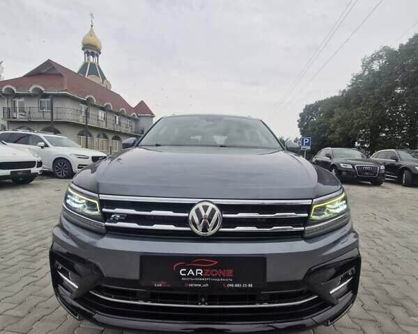 Серый Фольксваген Тигуан, объемом двигателя 2 л и пробегом 213 тыс. км за 21800 $, фото 18 на Automoto.ua