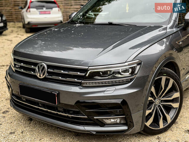 Сірий Фольксваген Тігуан, об'ємом двигуна 1.98 л та пробігом 230 тис. км за 27700 $, фото 31 на Automoto.ua