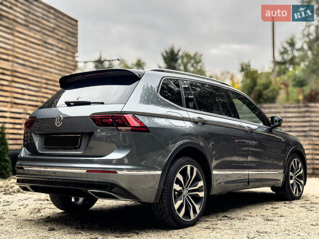 Сірий Фольксваген Тігуан, об'ємом двигуна 1.98 л та пробігом 230 тис. км за 27700 $, фото 21 на Automoto.ua