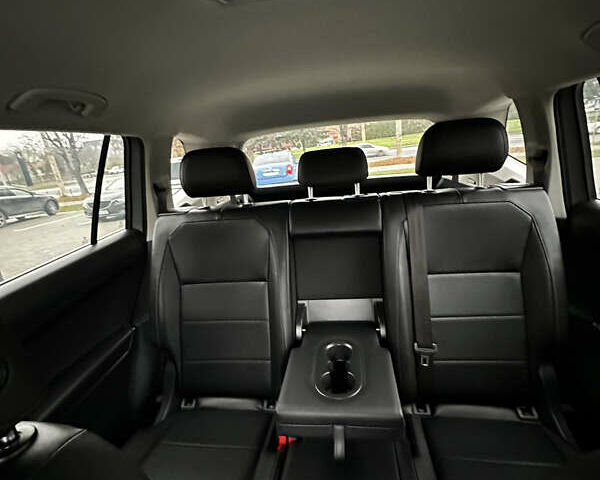 Сірий Фольксваген Тігуан, об'ємом двигуна 2 л та пробігом 195 тис. км за 16200 $, фото 16 на Automoto.ua