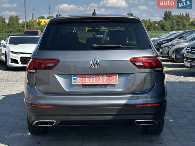 Сірий Фольксваген Тігуан, об'ємом двигуна 2 л та пробігом 122 тис. км за 17488 $, фото 5 на Automoto.ua