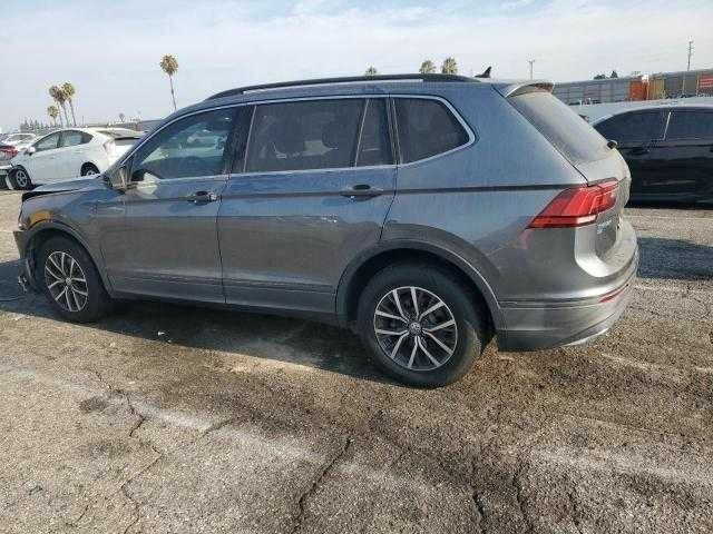 Серый Фольксваген Тигуан, объемом двигателя 2 л и пробегом 49 тыс. км за 4500 $, фото 1 на Automoto.ua