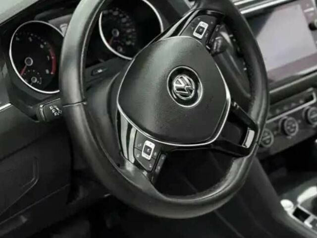 Серый Фольксваген Тигуан, объемом двигателя 2 л и пробегом 130 тыс. км за 14500 $, фото 8 на Automoto.ua