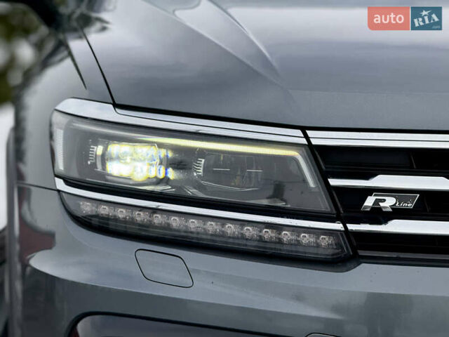 Серый Фольксваген Тигуан, объемом двигателя 2 л и пробегом 241 тыс. км за 26999 $, фото 22 на Automoto.ua