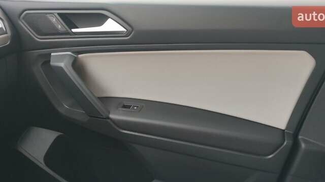 Сірий Фольксваген Тігуан, об'ємом двигуна 1.98 л та пробігом 179 тис. км за 17300 $, фото 20 на Automoto.ua