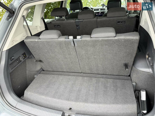 Серый Фольксваген Тигуан, объемом двигателя 2 л и пробегом 241 тыс. км за 26999 $, фото 67 на Automoto.ua