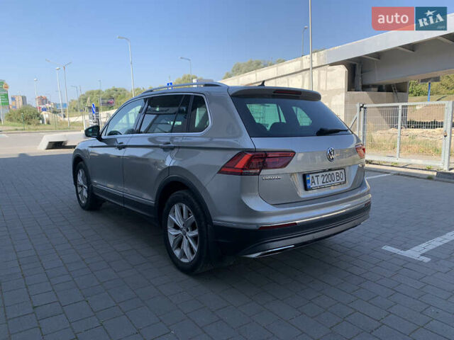 Серый Фольксваген Тигуан, объемом двигателя 1.98 л и пробегом 295 тыс. км за 19500 $, фото 2 на Automoto.ua