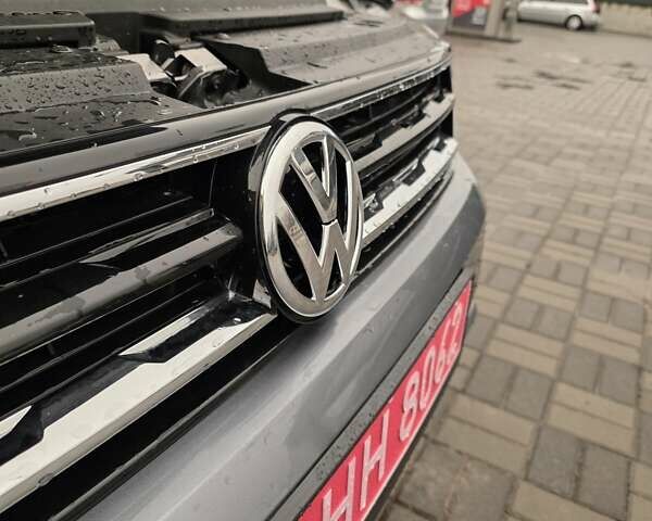 Серый Фольксваген Тигуан, объемом двигателя 2 л и пробегом 186 тыс. км за 14849 $, фото 19 на Automoto.ua