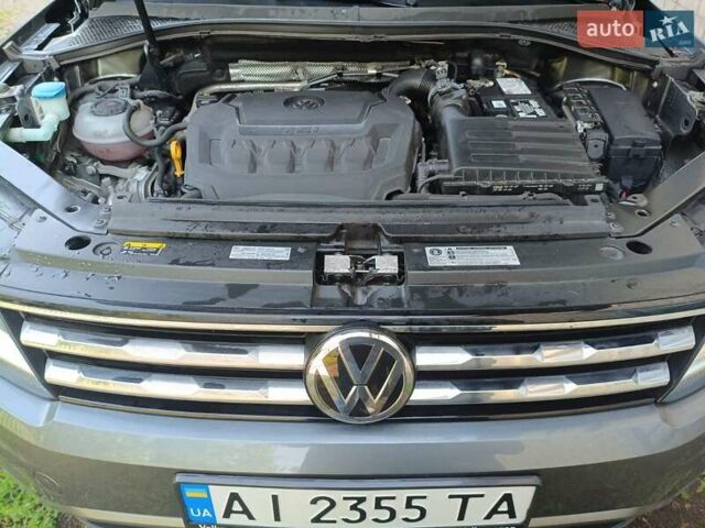 Сірий Фольксваген Тігуан, об'ємом двигуна 1.98 л та пробігом 52 тис. км за 19500 $, фото 7 на Automoto.ua