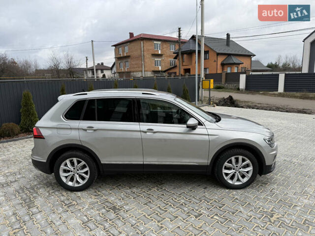 Серый Фольксваген Тигуан, объемом двигателя 2 л и пробегом 87 тыс. км за 23900 $, фото 21 на Automoto.ua