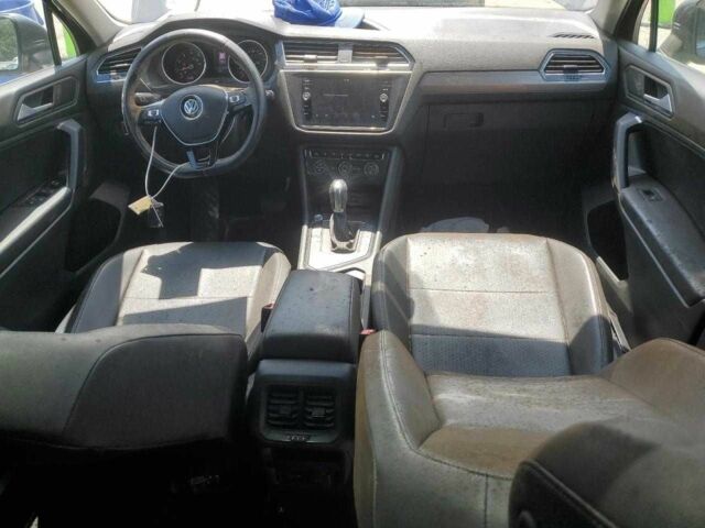 Сірий Фольксваген Тігуан, об'ємом двигуна 2 л та пробігом 64 тис. км за 5000 $, фото 6 на Automoto.ua