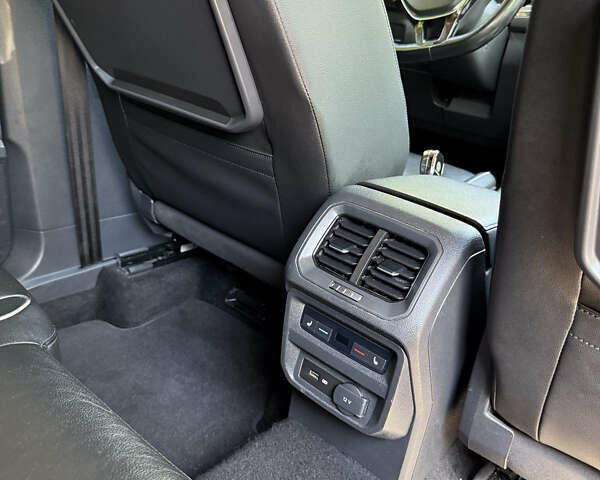 Сірий Фольксваген Тігуан, об'ємом двигуна 1.97 л та пробігом 259 тис. км за 25200 $, фото 11 на Automoto.ua