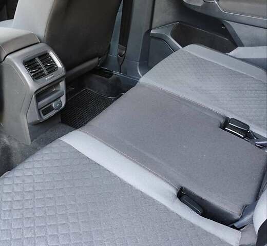 Сірий Фольксваген Тігуан, об'ємом двигуна 1.98 л та пробігом 52 тис. км за 19500 $, фото 9 на Automoto.ua