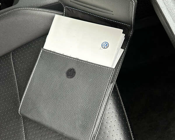 Сірий Фольксваген Тігуан, об'ємом двигуна 2 л та пробігом 195 тис. км за 16200 $, фото 23 на Automoto.ua