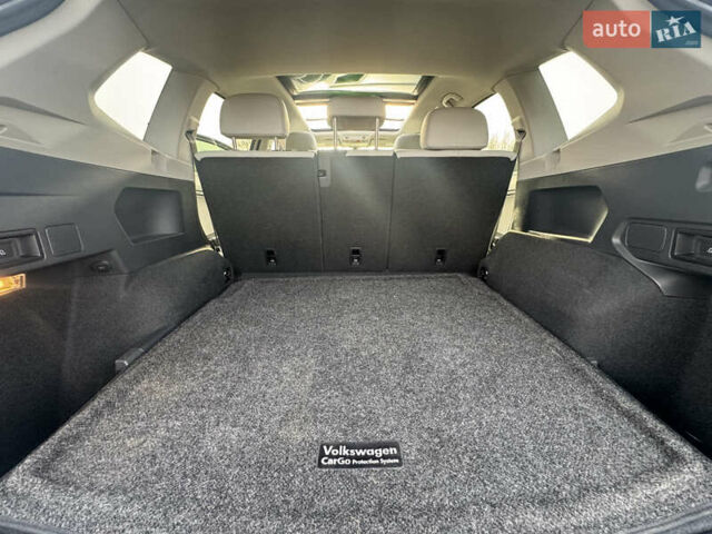 Серый Фольксваген Тигуан, объемом двигателя 1.98 л и пробегом 110 тыс. км за 17900 $, фото 21 на Automoto.ua