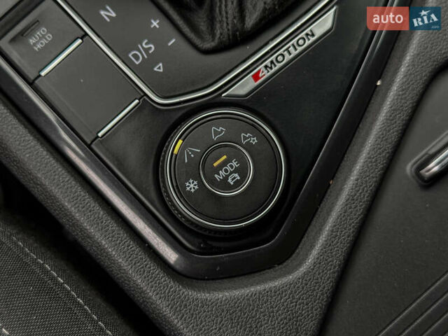 Сірий Фольксваген Тігуан, об'ємом двигуна 1.98 л та пробігом 230 тис. км за 27700 $, фото 78 на Automoto.ua