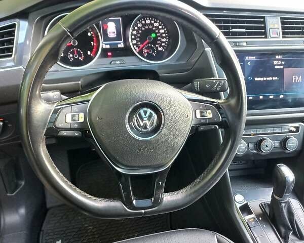 Сірий Фольксваген Тігуан, об'ємом двигуна 1.98 л та пробігом 47 тис. км за 22000 $, фото 11 на Automoto.ua