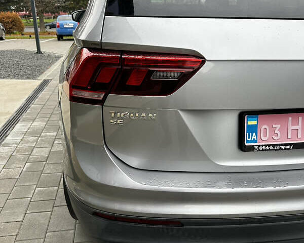 Сірий Фольксваген Тігуан, об'ємом двигуна 2 л та пробігом 195 тис. км за 16200 $, фото 8 на Automoto.ua