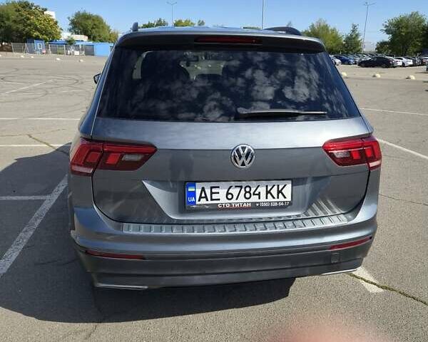 Серый Фольксваген Тигуан, объемом двигателя 1.98 л и пробегом 92 тыс. км за 17500 $, фото 2 на Automoto.ua